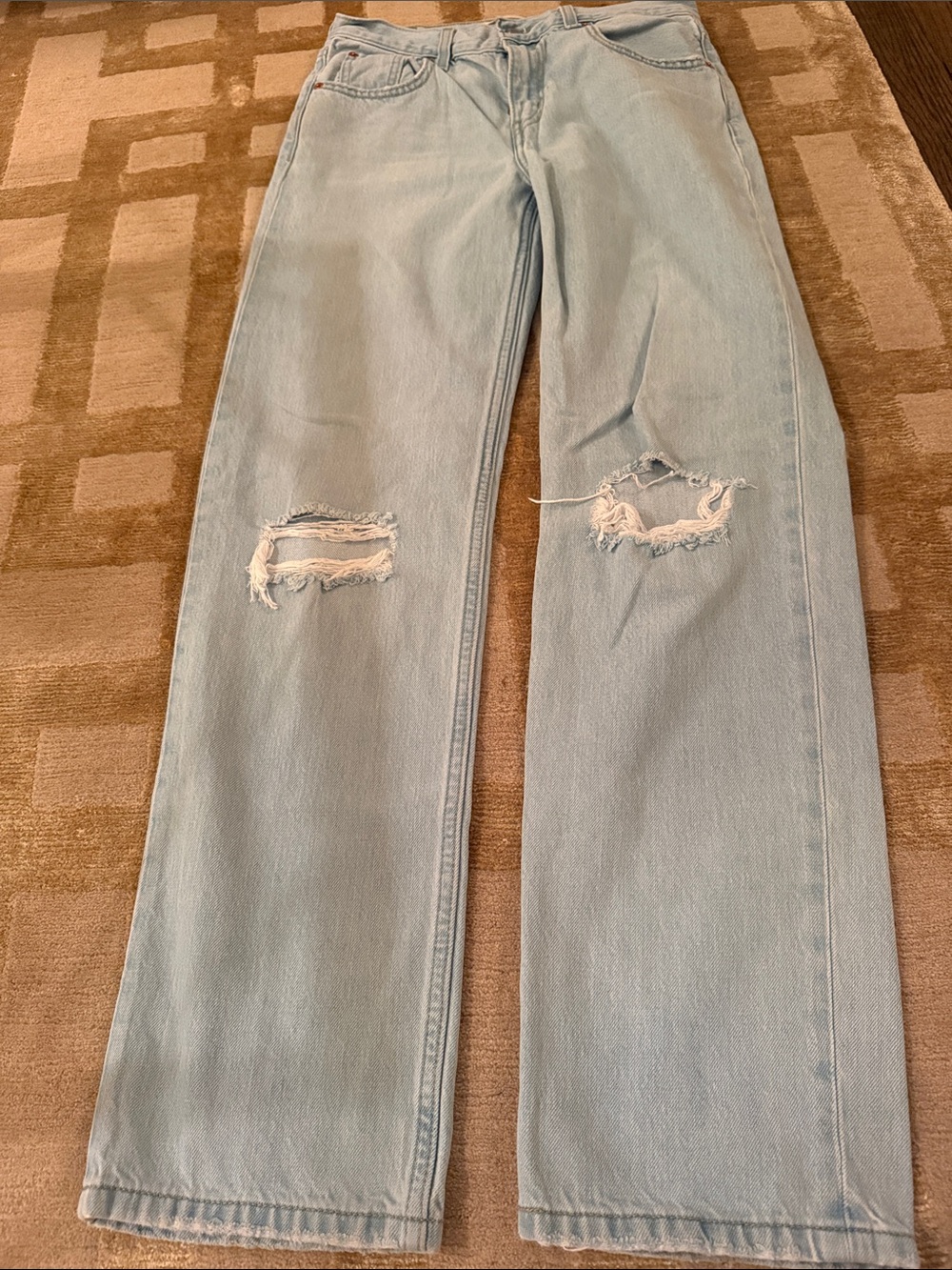 Light Blue Distressed womensStraight-Leg Jeans low pro straight